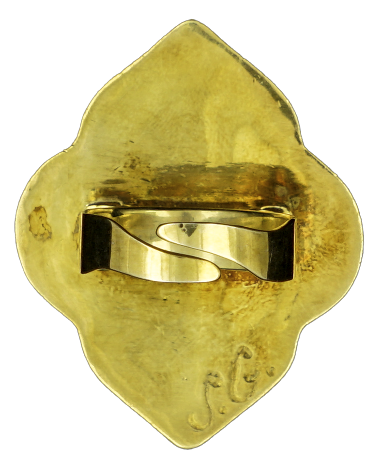 Back of the same ring, with adjustable ring size and the initials S.G. engraved on the edge.