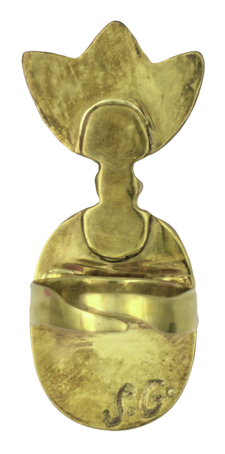 Bright gold metallic backside of pineapple shaped ring pendant with a golden ring and the engraved initials: S.G.